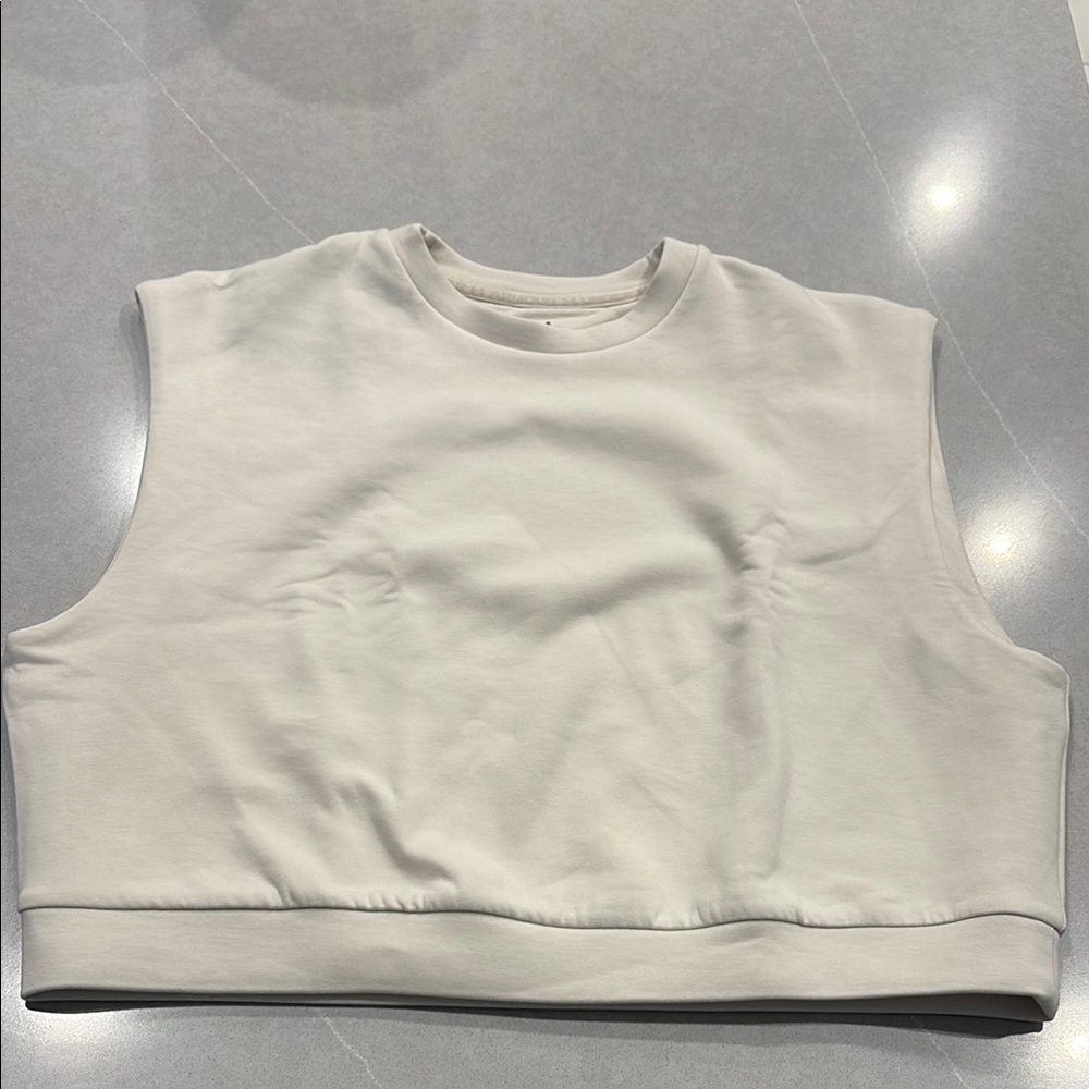 Under Armour Cream Sleeveless Muscle Tee